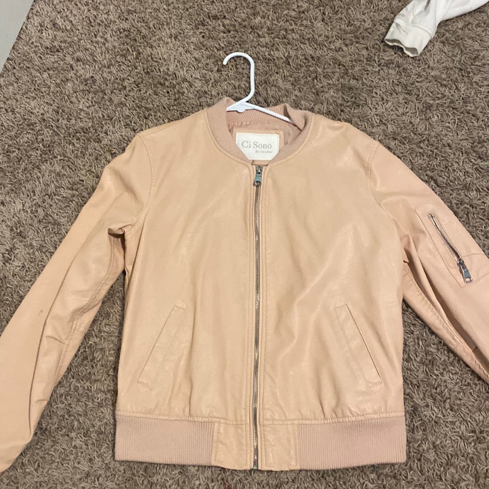 I am selling a pink Ci Sono jacket in size XL